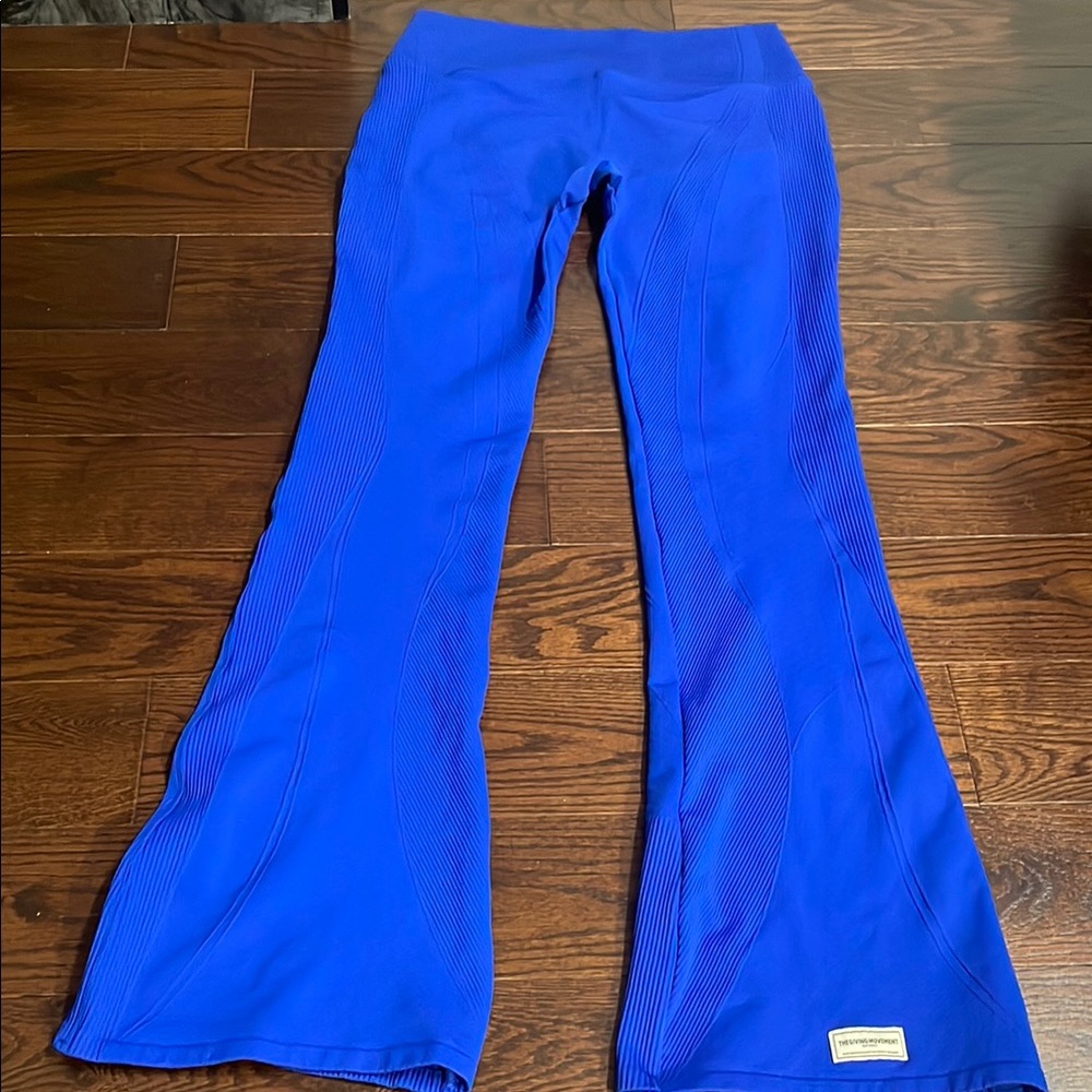 Blue Leggings with Flared Design